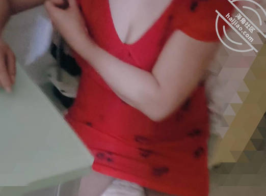 夜晚享受老媽帶給大兒子的星級服務